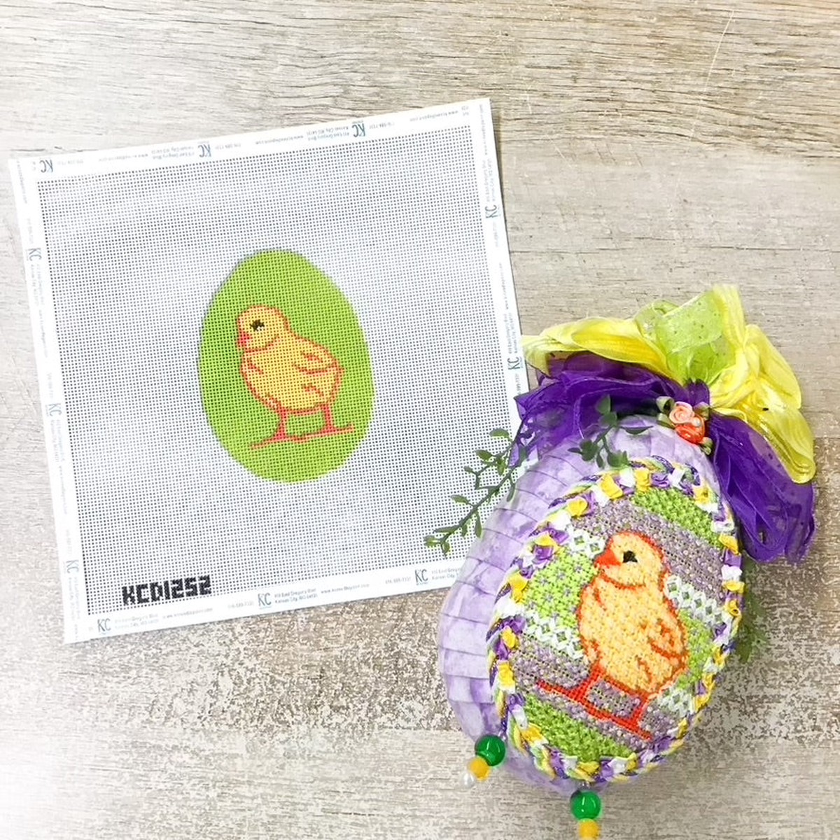 Chick on Egg Kit