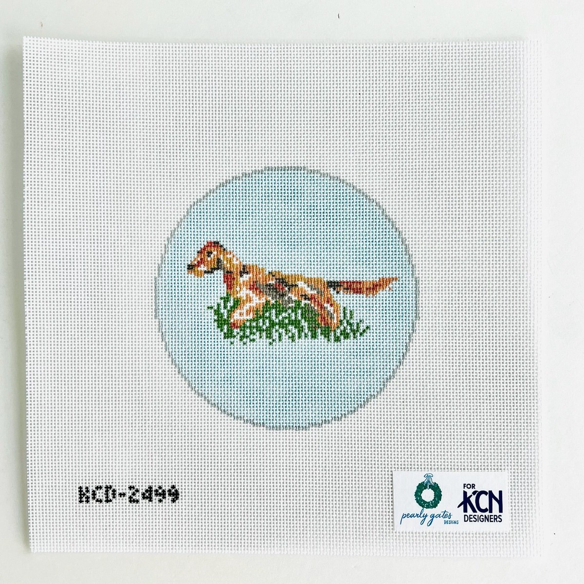 Hunting Retriever Round Needlepoint Canvas