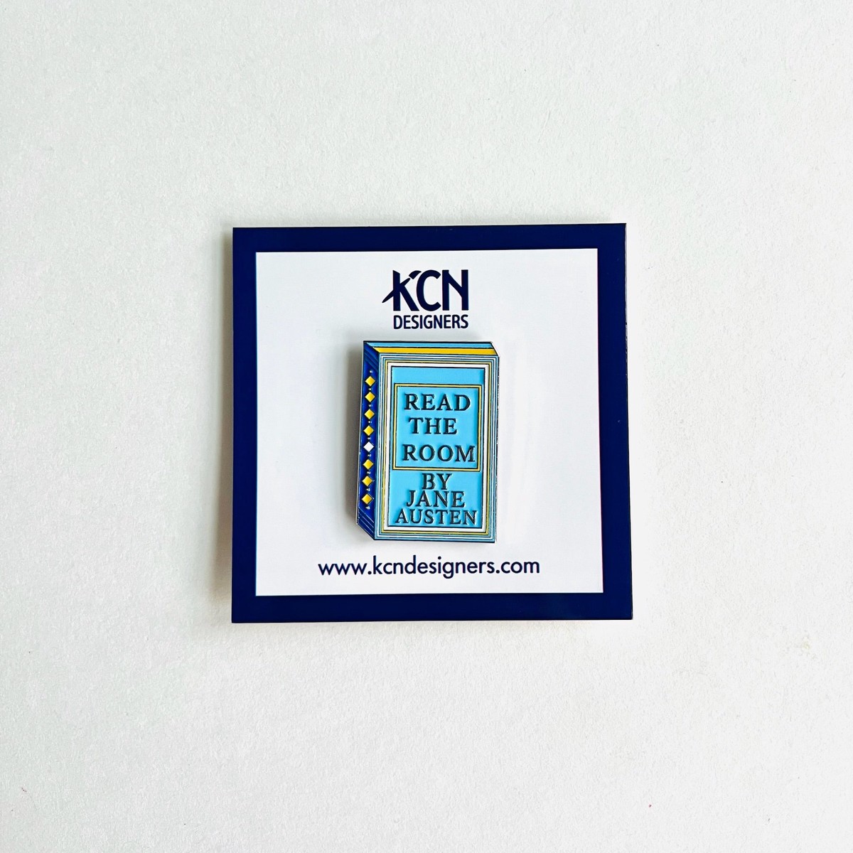 Read the Room Needle Minder